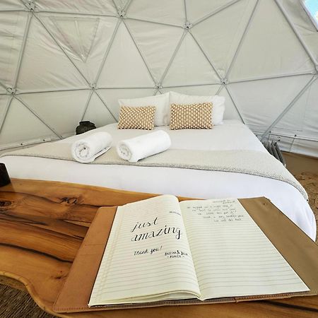 Little Beach Resort Four Mile Creek Экстерьер фото