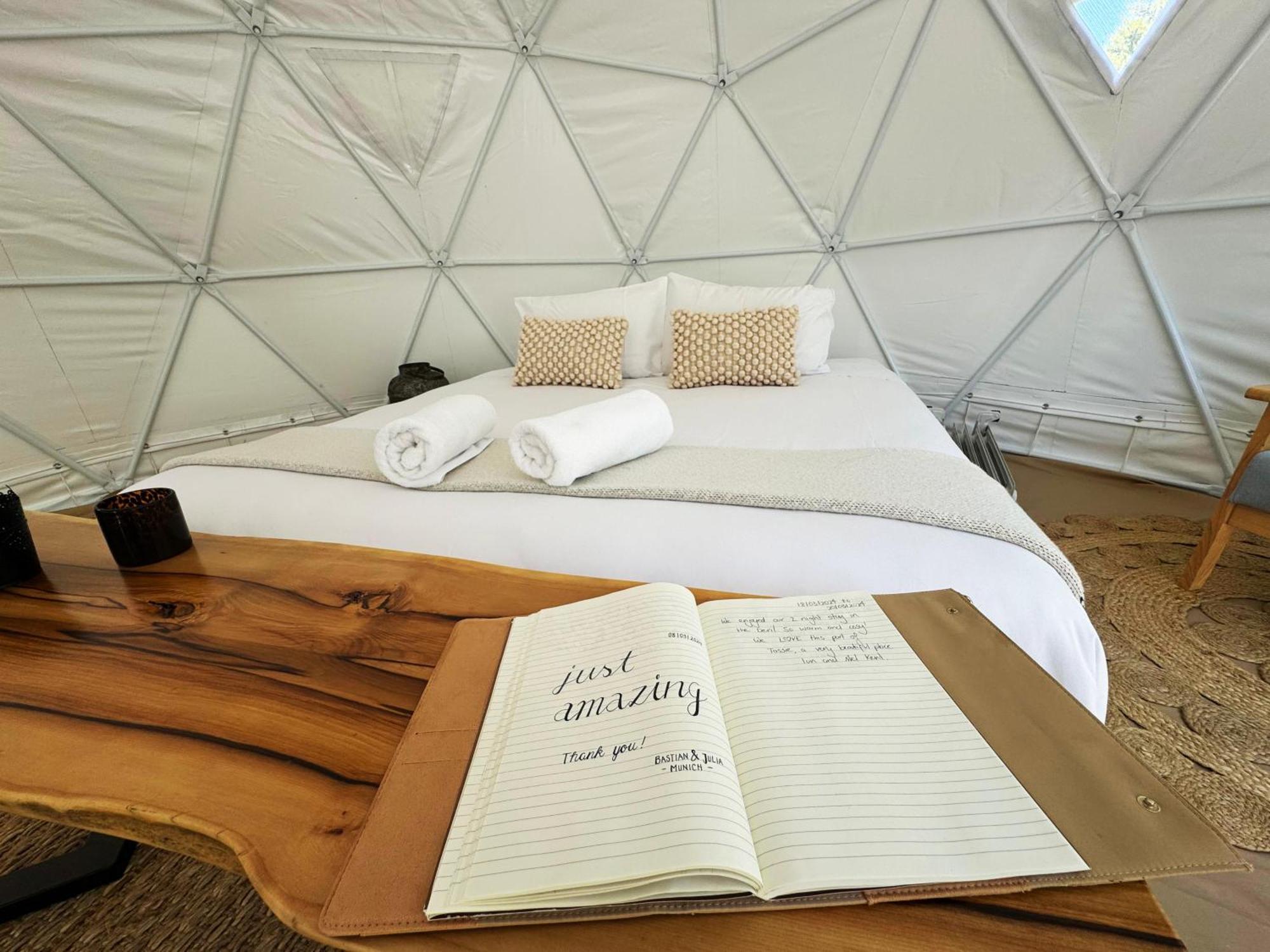 Little Beach Resort Four Mile Creek Экстерьер фото
